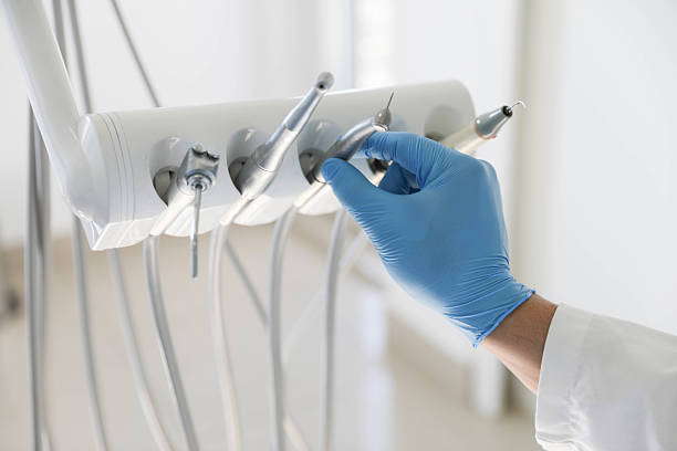 Professional Tooth Extraction technician working in Bourg, LA